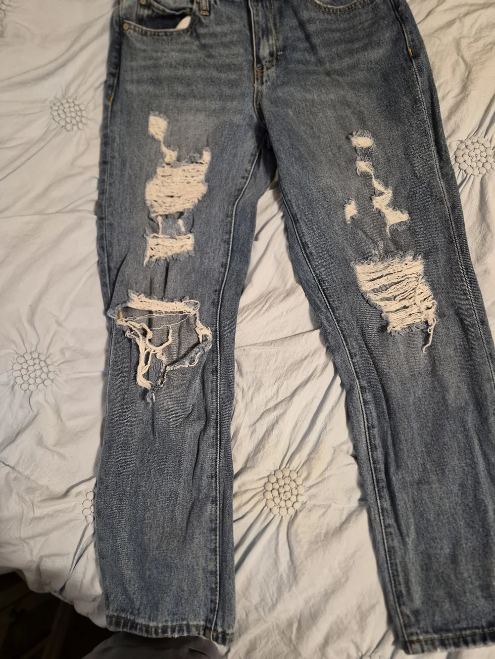 Guess Blue Distressed Ripped Jeans - Picture 2 of 5
